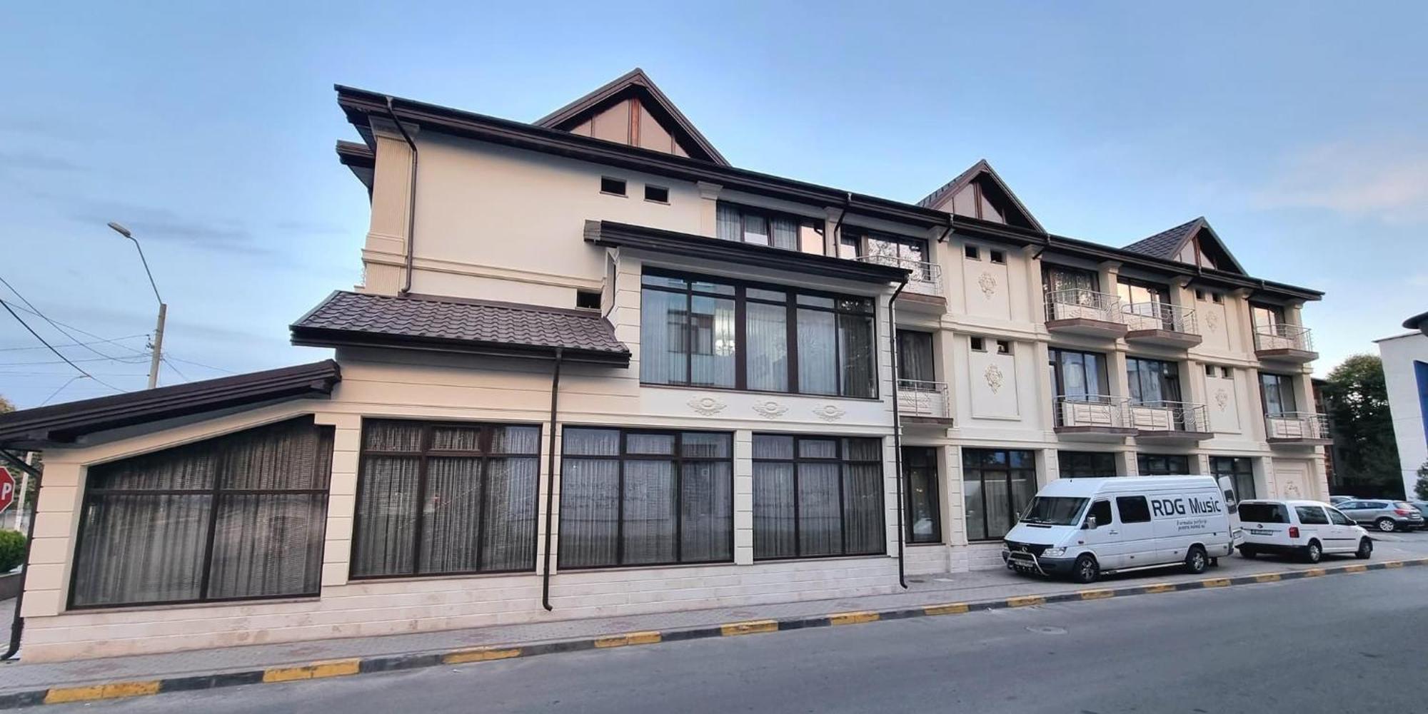 Hotel Bacsoridana Tecuci Exterior photo