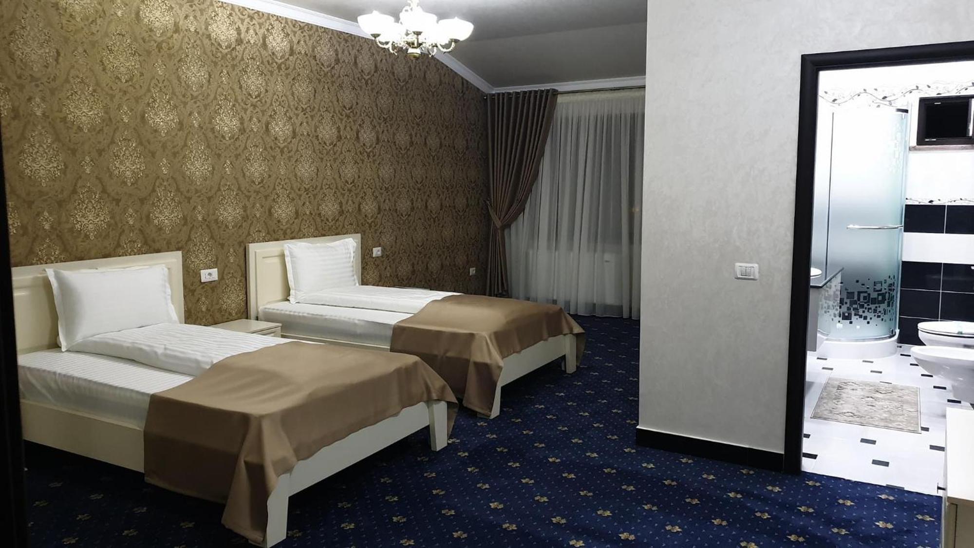 Hotel Bacsoridana Tecuci Exterior photo