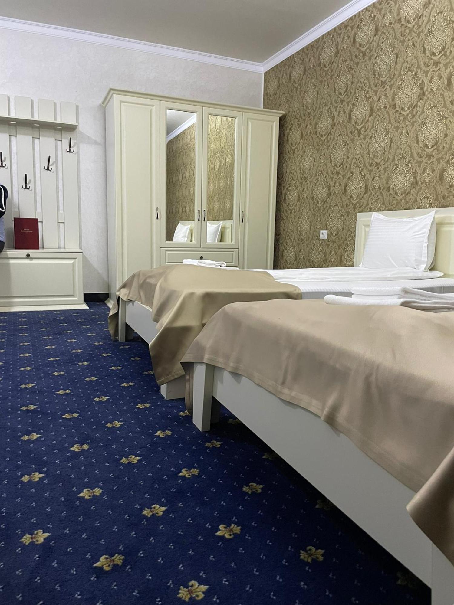 Hotel Bacsoridana Tecuci Exterior photo